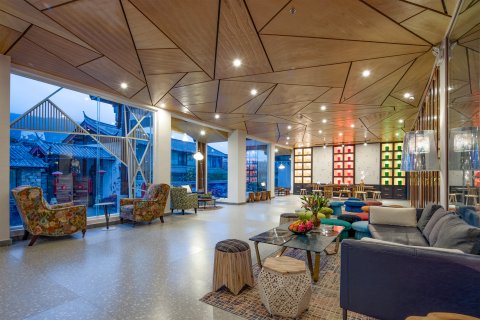 溪田·悦上   |   Alice  in  Wonderland · 爱丽丝梦游仙境·客栈