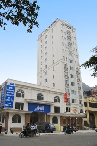 城湾宫殿酒​​店(City Bay Palace Hotel)