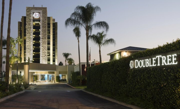 蒙罗维亚希尔顿逸林酒店 - 帕萨迪纳区(DoubleTree by Hilton Monrovia - Pasadena Area)