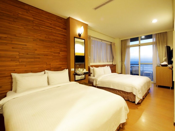 屏东恋海126风情旅栈(Love Sea 126 House Inn Hostel)