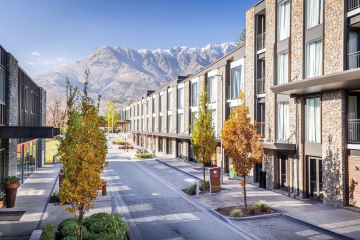 皇后镇希尔顿逸林酒店(DoubleTree by Hilton Queenstown)
