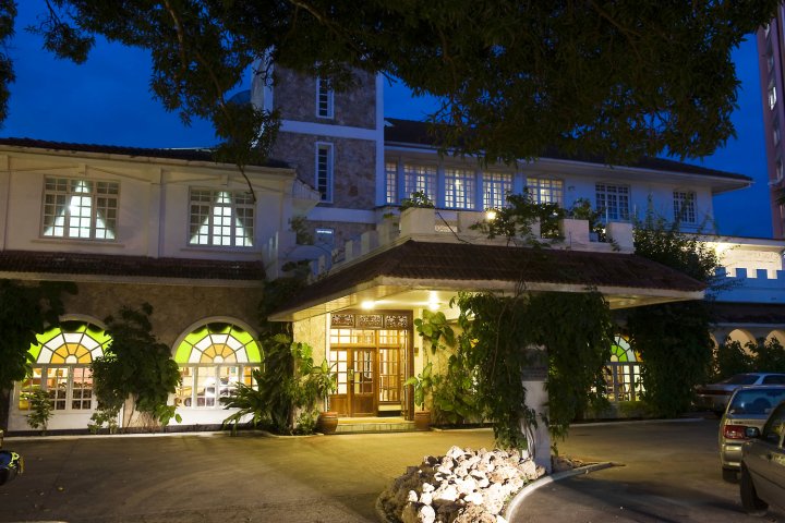 普罗蒂亚万怡酒店(Protea Hotel by Marriott Dar es Salaam Courtyard)