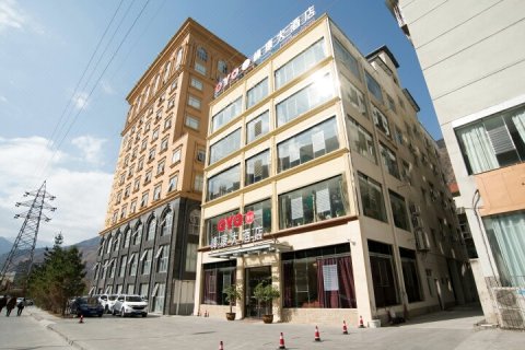 泸定峰康大酒店