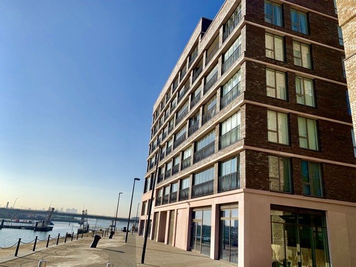 伦敦码头区埃克塞尔公寓(London ExCel Docklands Apartment)