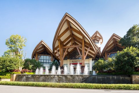 英德宝墩湖湖山温泉度假村