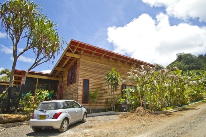 拉罗汤加天堂假日别墅(Paradise Holiday Homes Rarotonga)