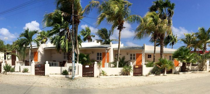 博奈尔旅游潜水酒店(Stay & Dive Bonaire)