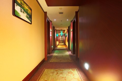 虎林缘金源商务酒店