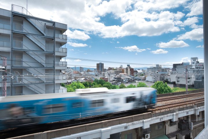 鹤桥站乌罗公寓酒店(Uro Apt Tsuruhashi Station)