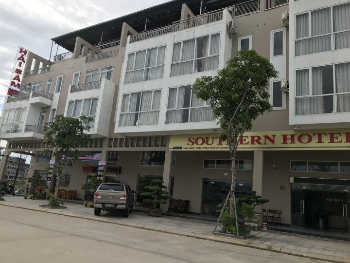 下龙南方酒店(Southern Hotel Ha Long)