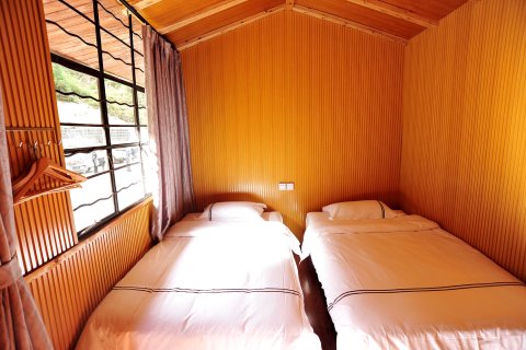 腾冲荭森黄瓜箐温泉客栈