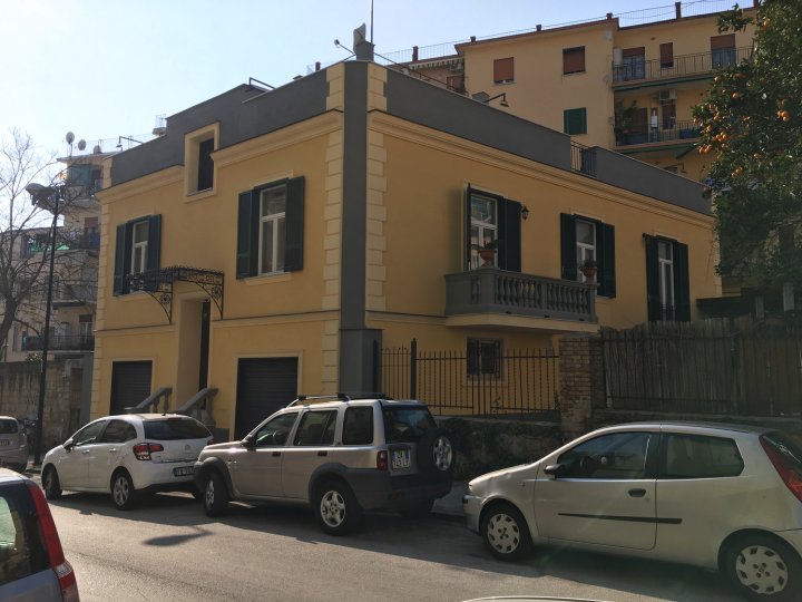 罗莎别墅公寓酒店(Villa Rosa Apartments)