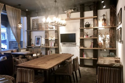 四姑娘山喜乐居主题客栈