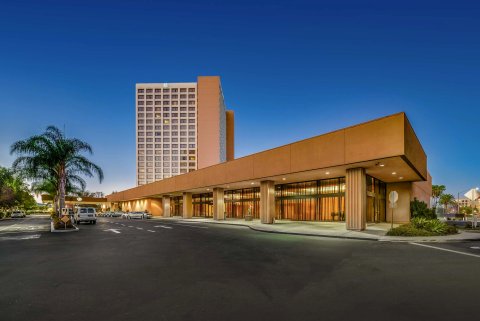 阿纳海姆/橙市郡逸林酒店(DoubleTree by Hilton Anaheim/Orange County)