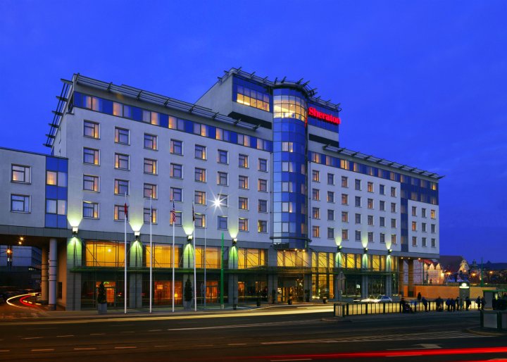 波兹南喜来登酒店(Sheraton Poznan Hotel)