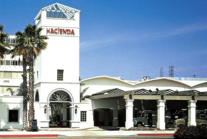 Hacienda Hotel & Conference Center Los Angeles Airport