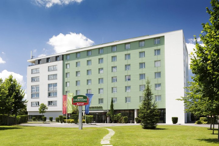 万豪图卢兹机场度假酒店(Courtyard by Marriott Toulouse Airport)