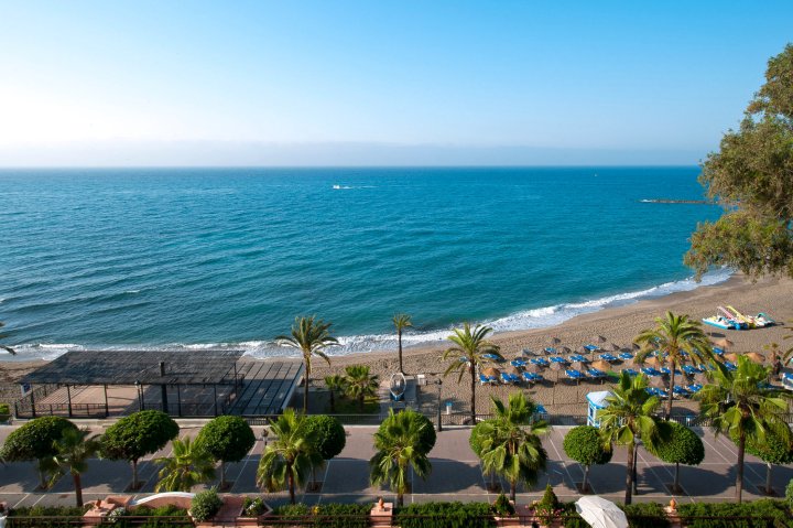 马贝拉富而特酒店(El Fuerte Marbella)