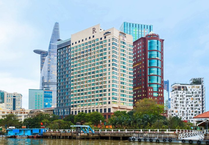 西贡河畔万丽酒店(Renaissance Riverside Hotel Saigon)