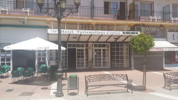 托雷莫里斯中心酒店(Hotel Torremolinos Centro)