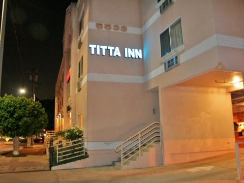 提塔酒店(Titta Inn)