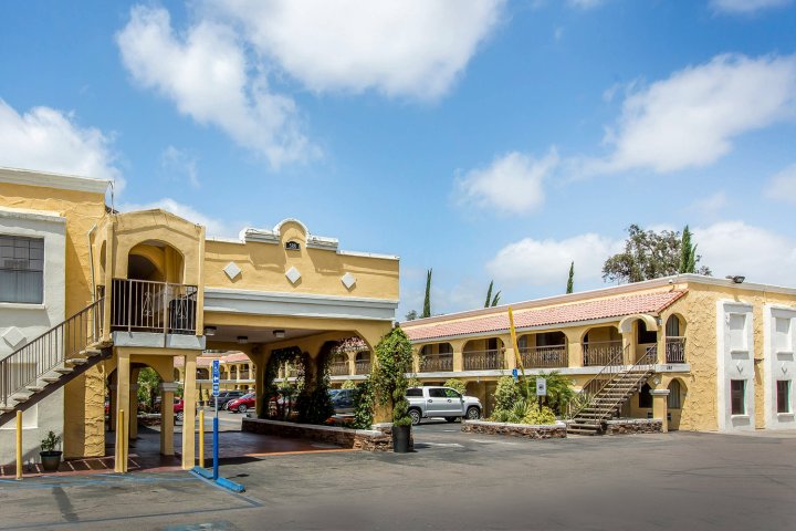 圣迭戈东/埃尔卡洪豪生酒店(El Cajon San Diego East)