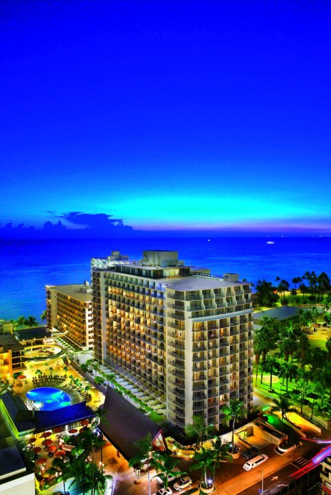 奥瑞格威基基瑞福海滩度假酒店(Outrigger Reef Waikiki Beach Resort)