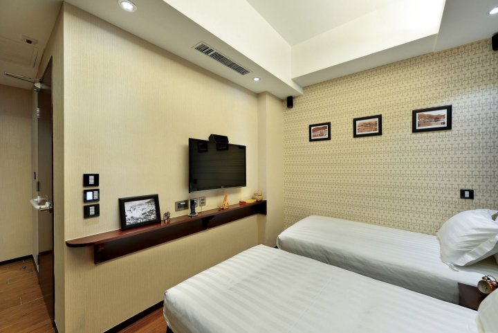 香港渔村红酒店(The Shai Red Hotel)
