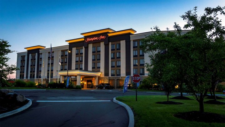 梅多兰兹汉普顿酒店(Hampton Inn Carlstadt At The Meadowlands)