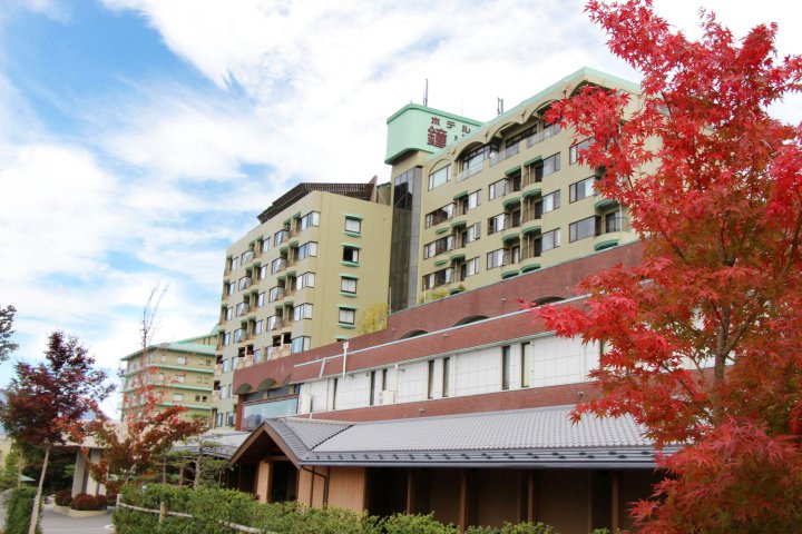富士山温泉钟山苑酒店(Fujisan Onsen Hotel Kaneyamaen)