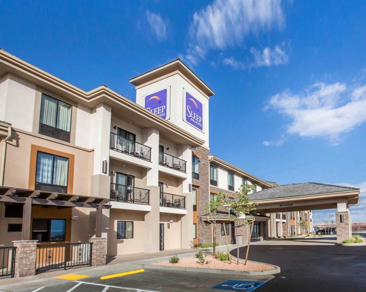 鲍威尔湖舒眠套房酒店(Sleep Inn & Suites Page at Lake Powell)