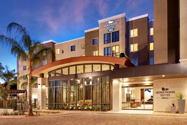 圣迭戈使命谷/动物园希尔顿欣庭套房酒店(Homewood Suites by Hilton San Diego Mission Valley/Zoo)