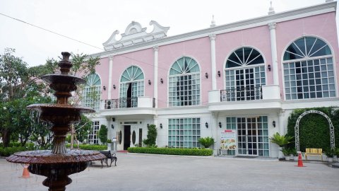 暖武里府西门公寓酒店(Westgate Residence Hotel Nonthaburi)