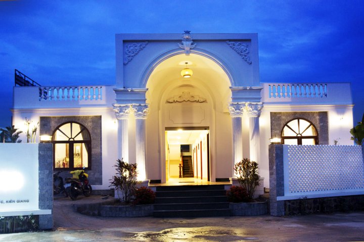 富国岛蓝天酒店(Phu Quoc Blue Hotel)