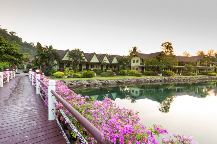 喙傕度假村(Klong Prao Resort)