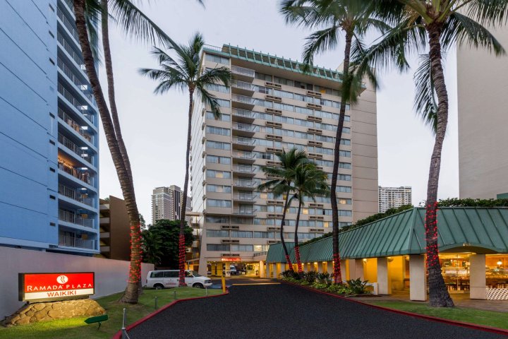 威基基瑞曼达酒店(Ramada Plaza by Wyndham Waikiki)