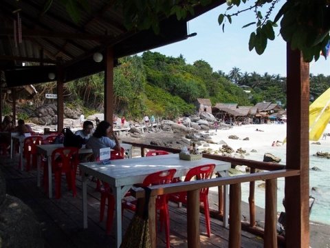 普吉岛拉雅小屋度假村(Bungalow Raya Resort Phuket)