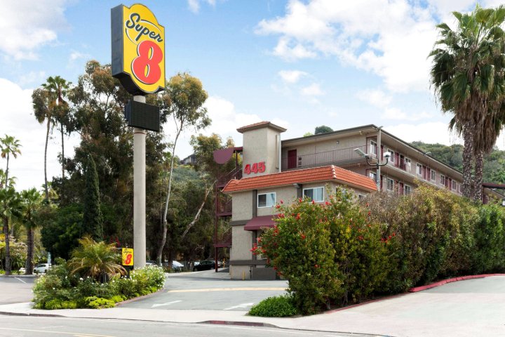 速8海洋世界动物园酒店(Super 8 by Wyndham San Diego Hotel Circle)