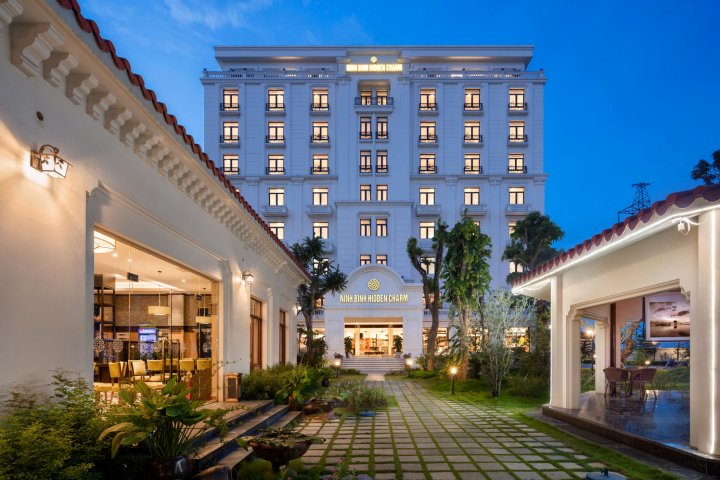 宁平隐世魅力酒店(Ninh Binh Hidden Charm Hotel & Resort)