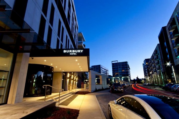 波波利酒店(Burbury Hotel Canberra)