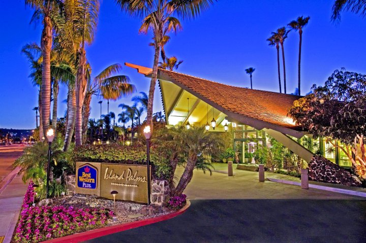 棕榈岛海滨贝斯特韦斯特PLUS酒店(Best Western PLUS Island Palms Hotel & Marina)