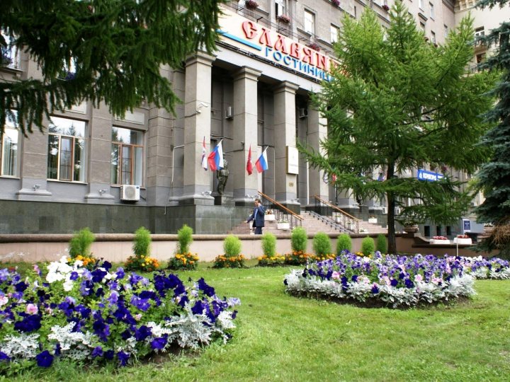 斯拉维扬卡酒店(Slavyanka Hotel)