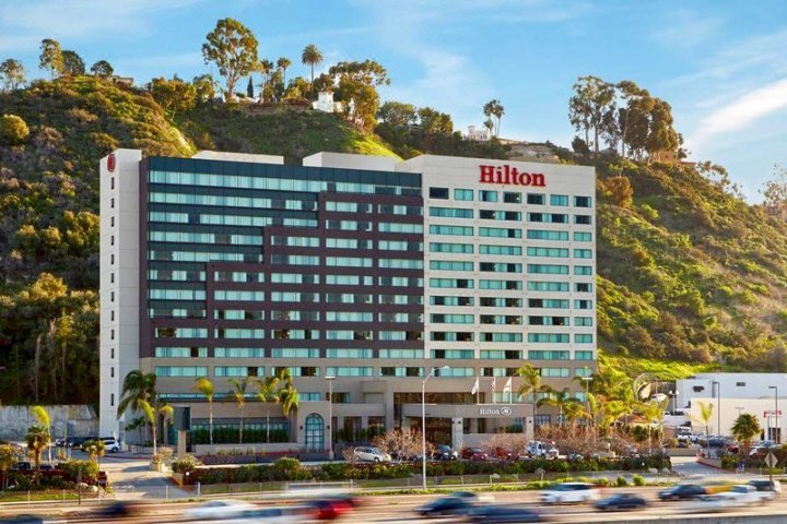 圣迭戈米申山谷希尔顿酒店(Hilton San Diego Mission Valley)