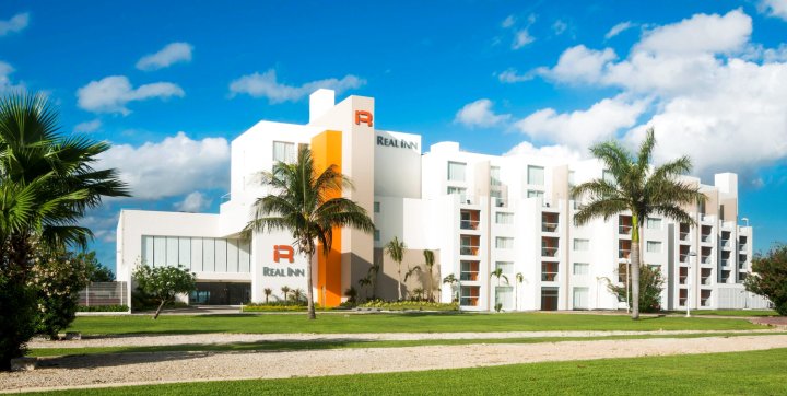 坎昆皇家酒店(Real Inn Cancún)