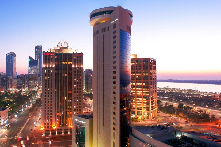 阿布扎比皇家艾美假村酒店(Le Royal Meridien Abu Dhabi)