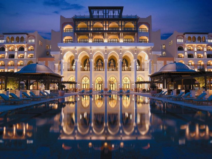 香格里拉科亞特沃伯瑞阿布達比酒店(Shangri-La Qaryat Al Beri, Abu Dhabi)
