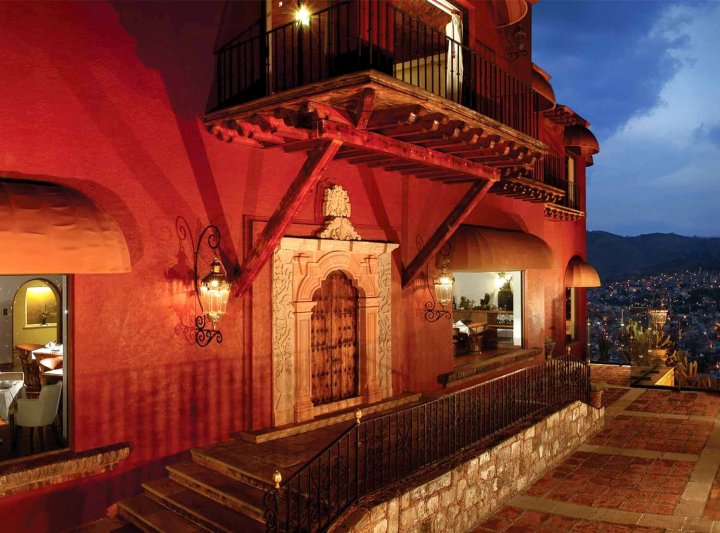 米西格兰卡萨科罗拉达酒店(Mision Grand Casa Colorada)