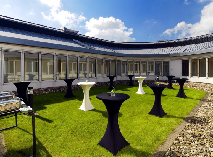 杜塞尔多夫机场喜来登酒店(Sheraton Duesseldorf Airport Hotel)