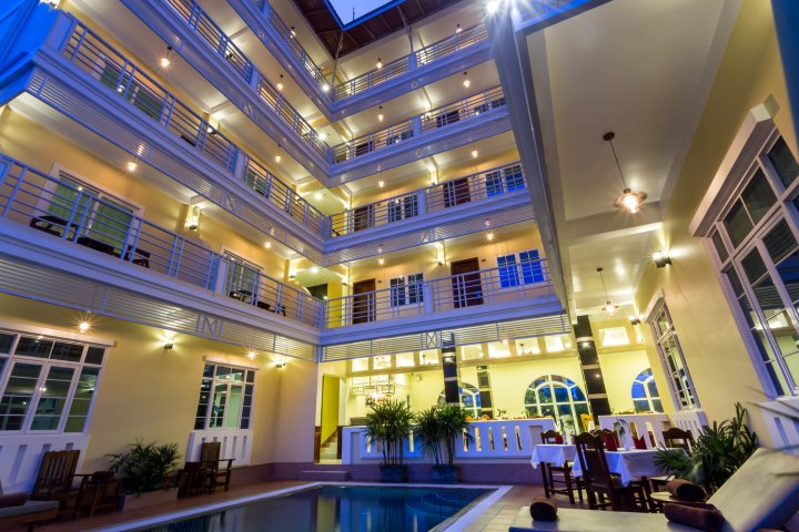 暹粒巴戎寺大酒店(Grand Bayon Siem Reap Hotel)