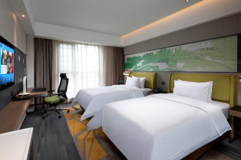 宜兴人民中路希尔顿欢朋酒店